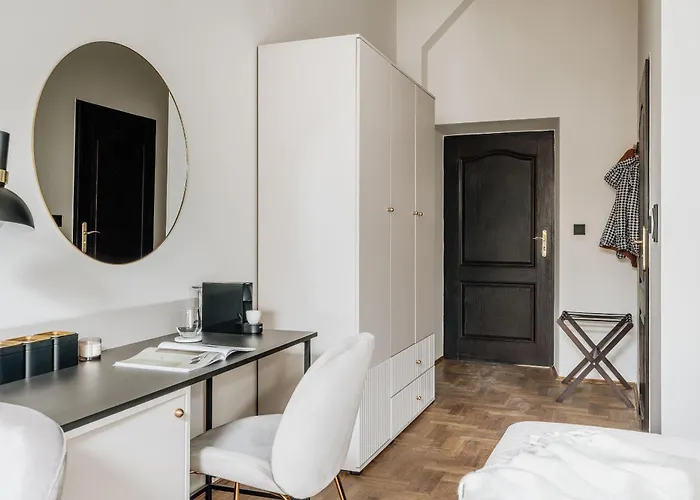 Apart-hotel Flo Boutique - Loftaffair Collection