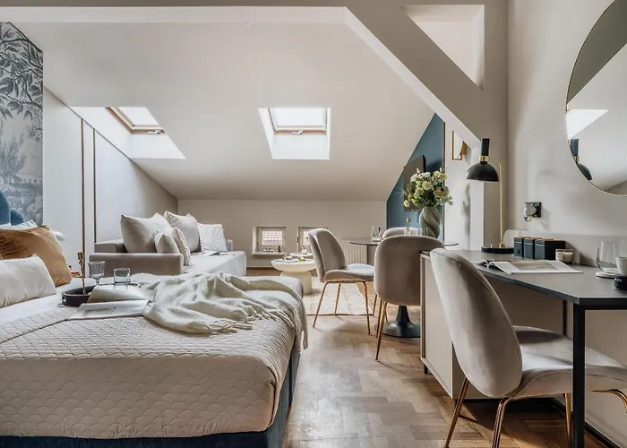 Flo Boutique - Loftaffair Collection 3*