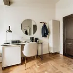 Flo Boutique - Loftaffair Collection 3*