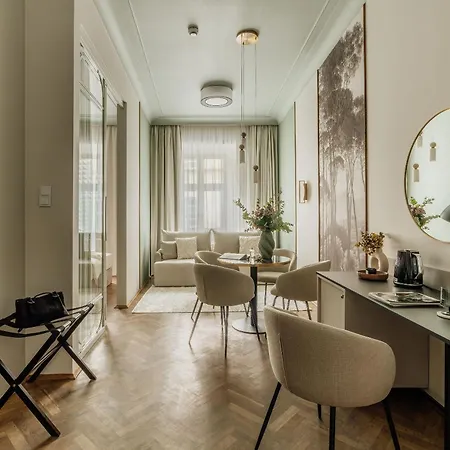 Aparthotel Flo Boutique - Loftaffair Collection 3*