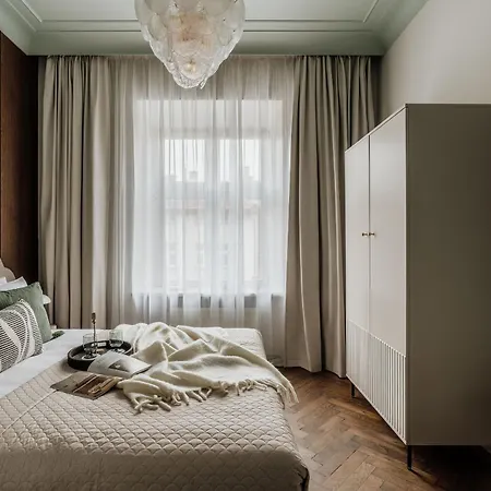 Flo Boutique - Loftaffair Collection