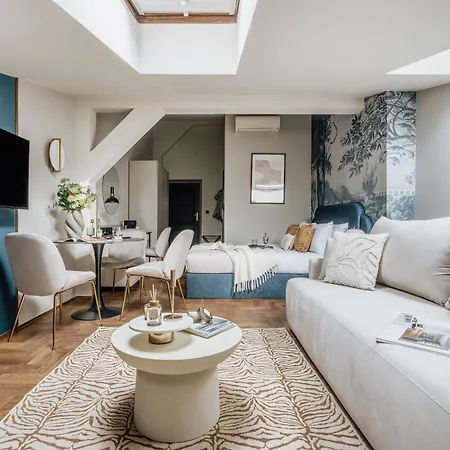 Aparthotel Flo Boutique - Loftaffair Collection 3*