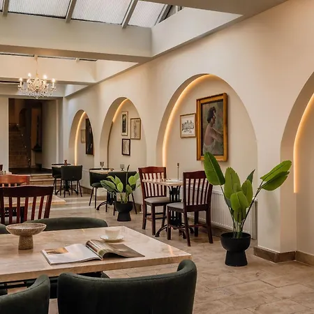 Aparthotel Flo Boutique - Loftaffair Collection