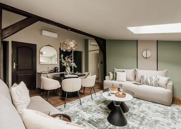 Flo Boutique - Loftaffair Collection מלון דירות