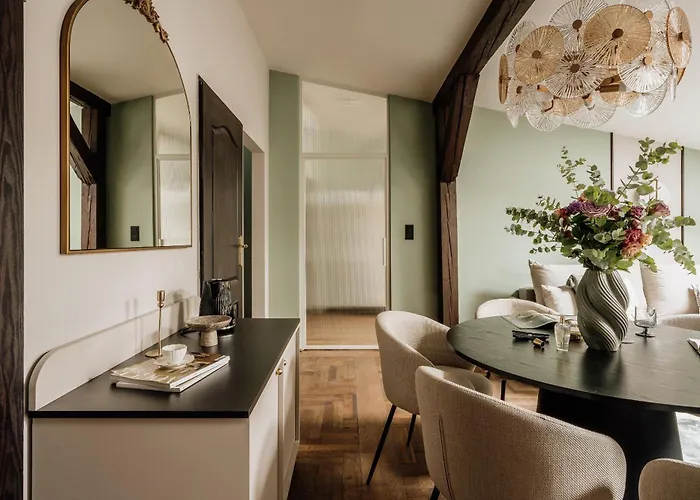 Flo Boutique - Loftaffair Collection Aparthotel Krakow