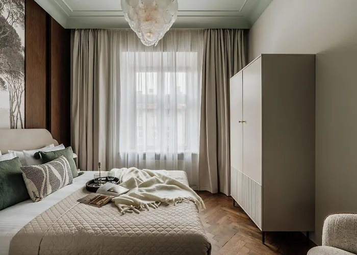 Flo Boutique - Loftaffair Collection